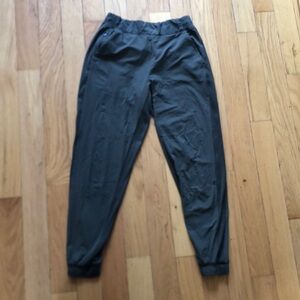 Athleta Brooklyn mid rise joggers